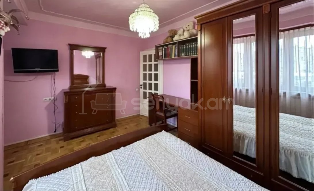 3 Սենյականոց Բնակարան, 92քմ, 6/9 հարկ, Նորմալ Վիճակում, Կահավորված