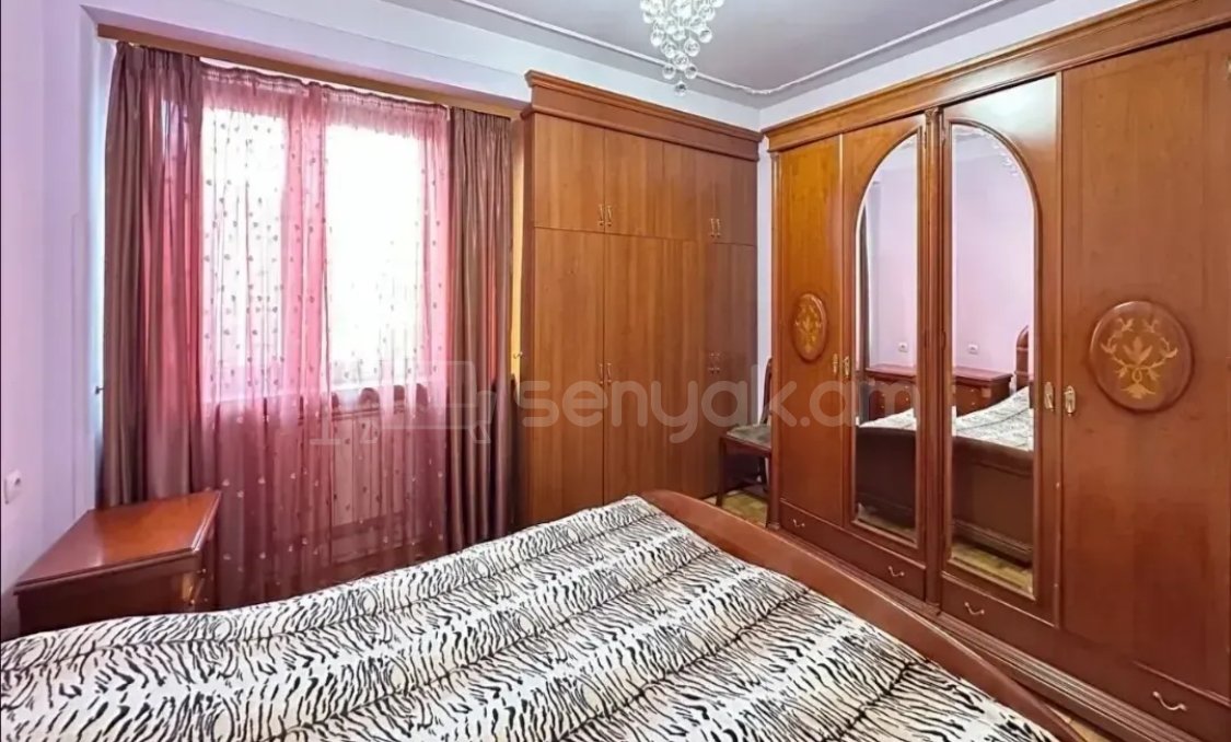 3 Սենյականոց Բնակարան, 92քմ, 6/9 հարկ, Նորմալ Վիճակում, Կահավորված