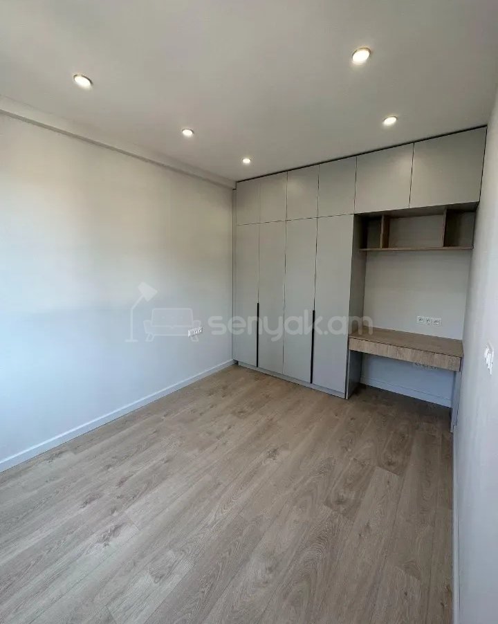 3 Սենյականոց Բնակարան Նորակառույցում, 80քմ, 7/8 հարկ, Դիզայներական Վերանորոգված, Կահավորված, Արևկող