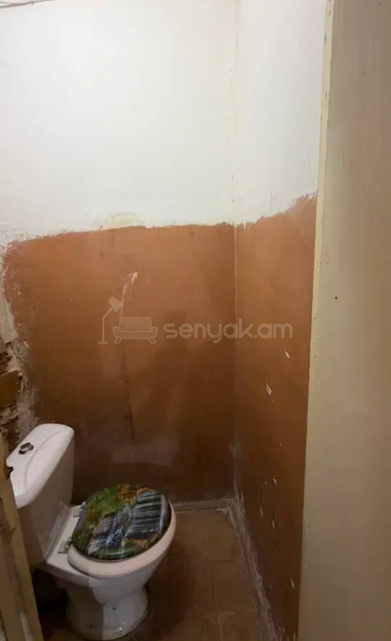 2 Սենյականոց Բնակարան, 73քմ, 1/9 հարկ, Պետական Վիճակում