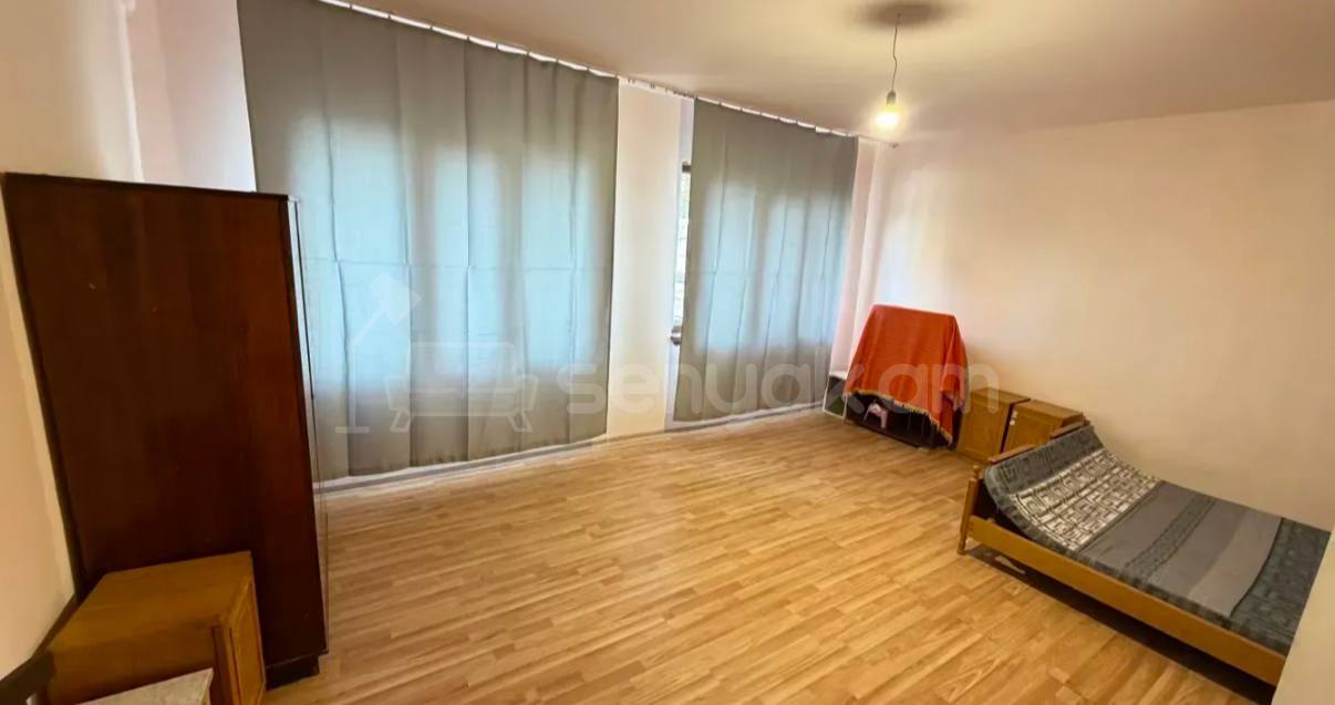 2 Սենյականոց Բնակարան, 73քմ, 1/9 հարկ, Պետական Վիճակում