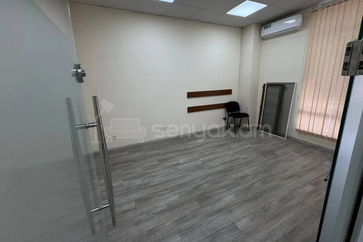 Օֆիսային Տարածք, 57քմ, Կապիտալ Վերանորոգված