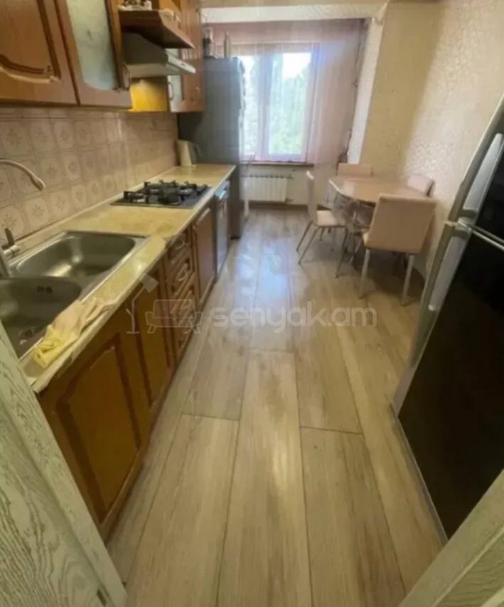 3 Սենյականոց Բնակարան, 90քմ, 2/14 հարկ, Կապիտալ Վերանորոգված, Կահավորված