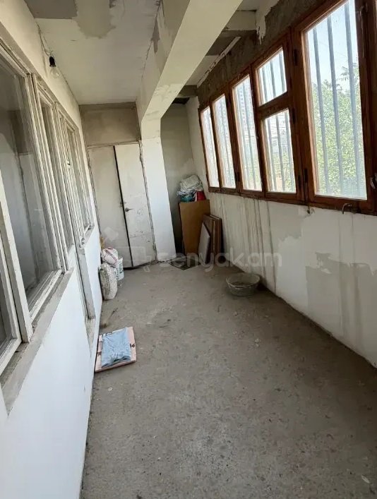 3 Սենյականոց Բնակարան, 73քմ, 1/9 հարկ, Պետական Վիճակում