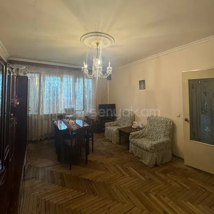 2 Սենյականոց Բնակարան, 70քմ, 5/9 հարկ, Պետական Վիճակում