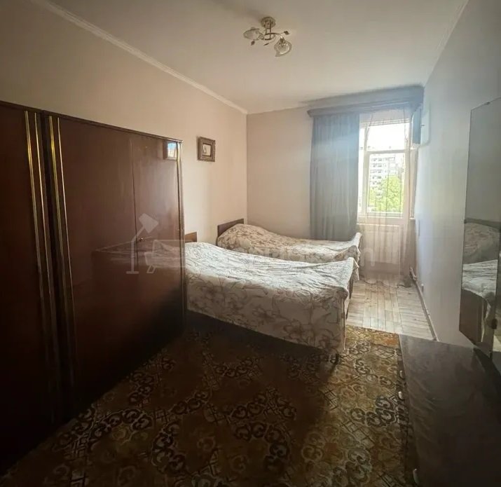 2 Սենյականոց Բնակարան, 70քմ, 5/9 հարկ, Պետական Վիճակում