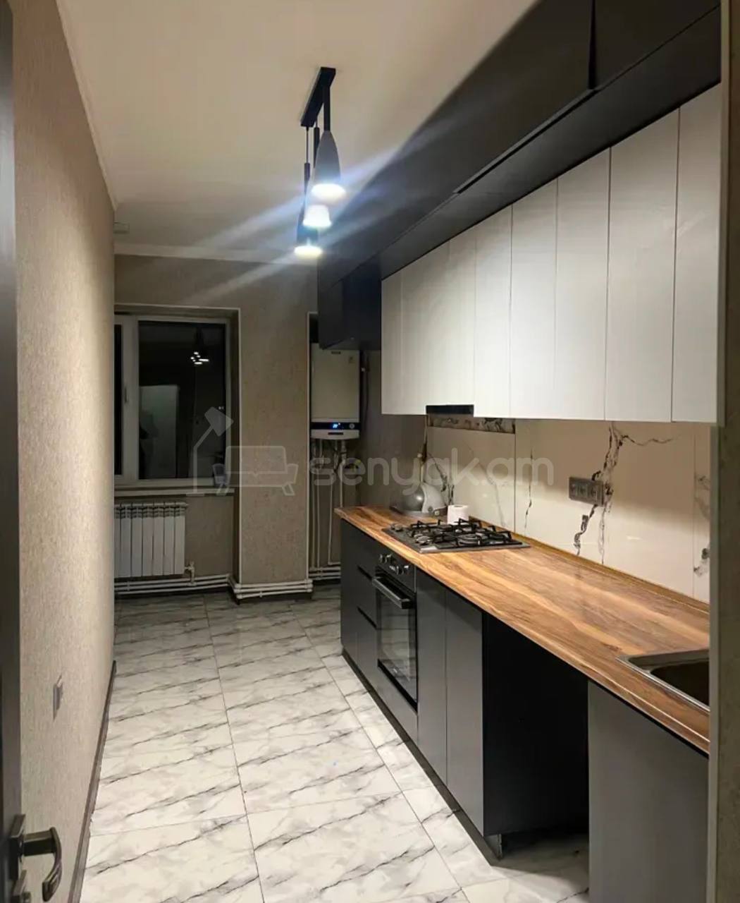 4 Սենյականոց Բնակարան, 90քմ, 9/9 հարկ, Կապիտալ Վերանորոգված, Կահավորված, Արևկող