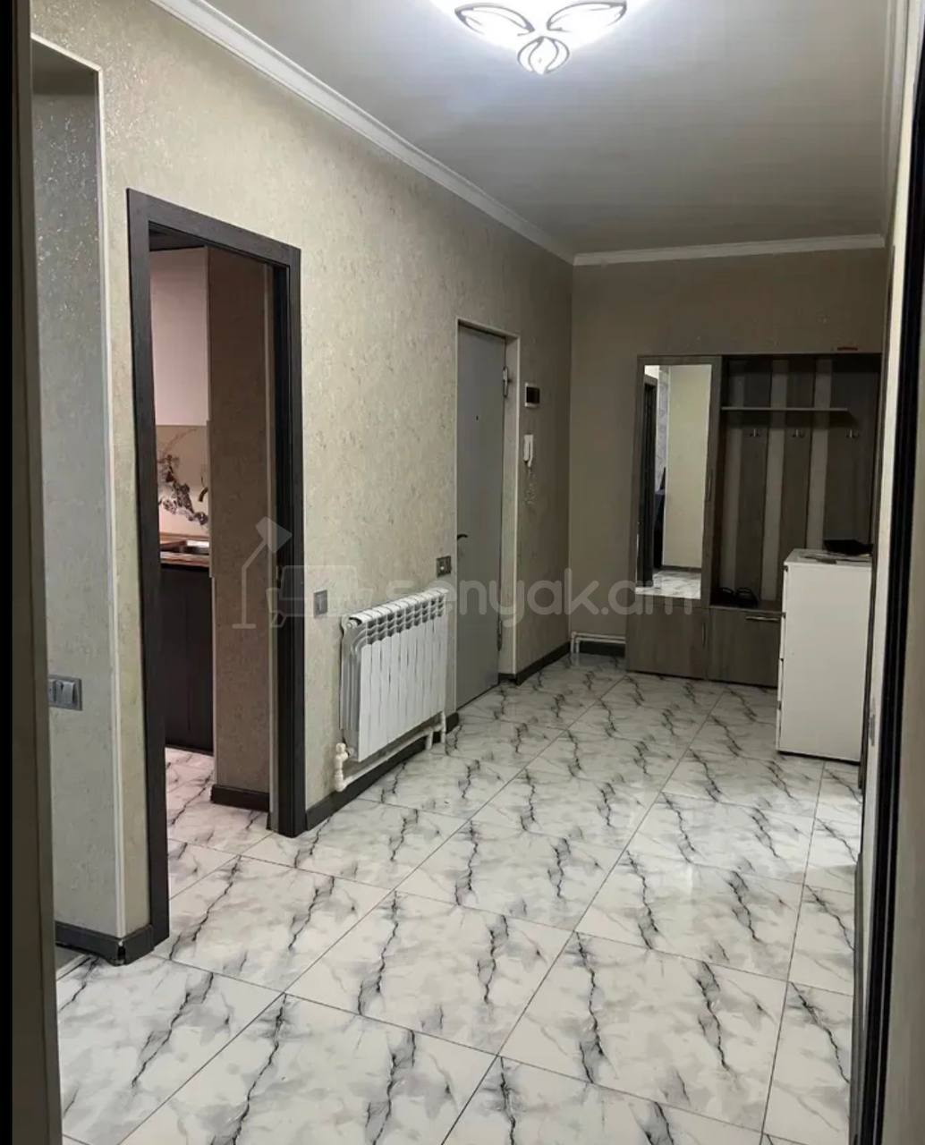 4 Սենյականոց Բնակարան, 90քմ, 9/9 հարկ, Կապիտալ Վերանորոգված, Կահավորված, Արևկող