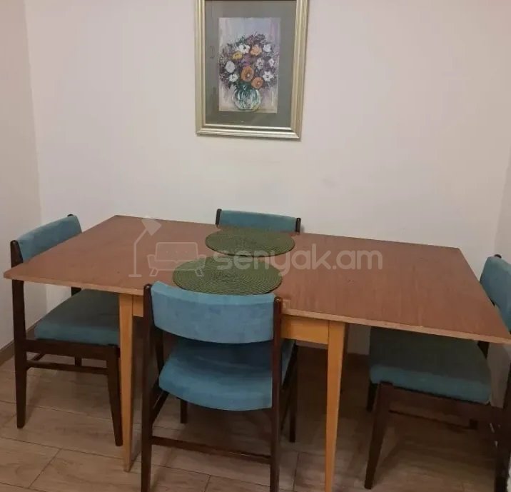 3 Սենյականոց Բնակարան Քարե Շենքում, 74քմ, 2/6 հարկ, Կապիտալ Վերանորոգված