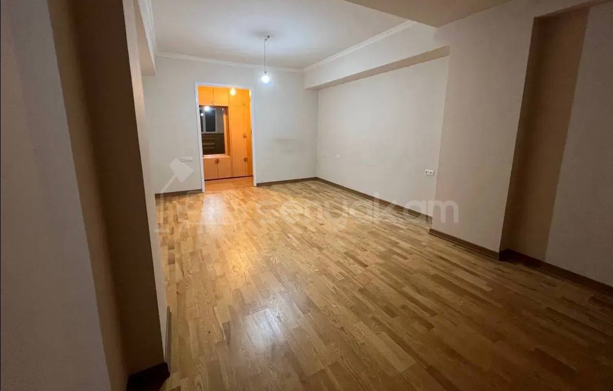 2 Սենյականոց Բնակարան, 73քմ, 4/10 հարկ, Կապիտալ Վերանորոգված