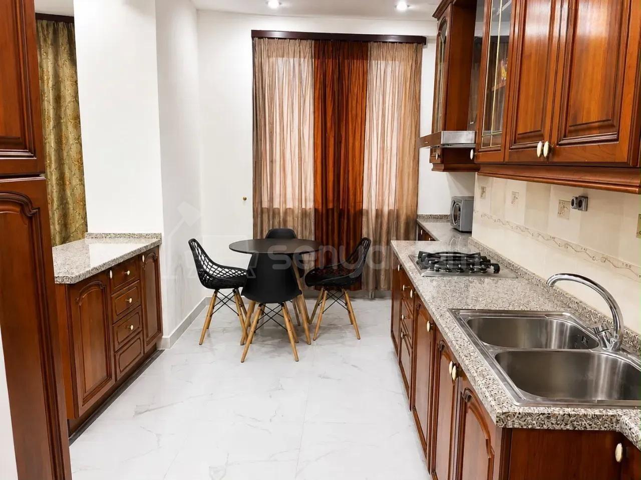 4 Սենյականոց Բնակարան Նորակառույցում, 170քմ, 5/16 հարկ, Կապիտալ Վերանորոգված, Կահավորված, Արևկող