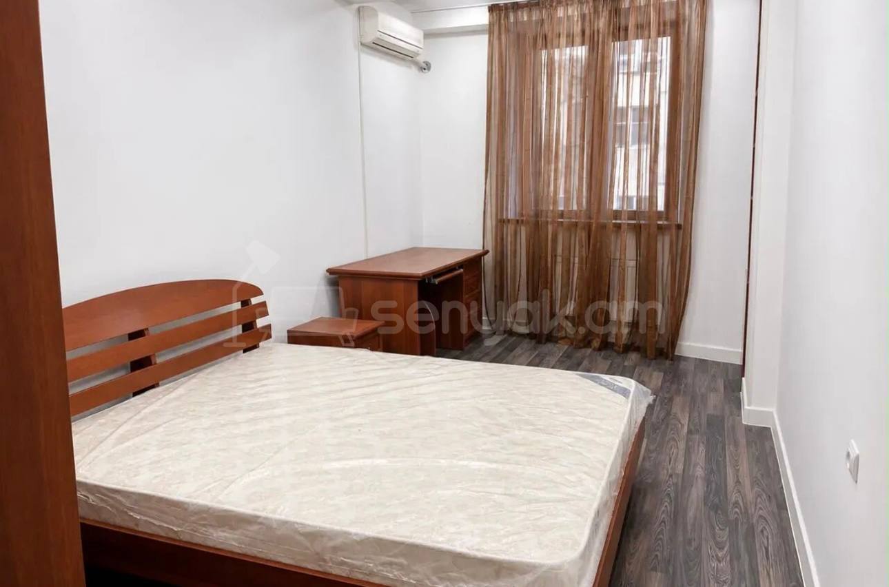 4 Սենյականոց Բնակարան Նորակառույցում, 170քմ, 5/17 հարկ, Կապիտալ Վերանորոգված, Կահավորված