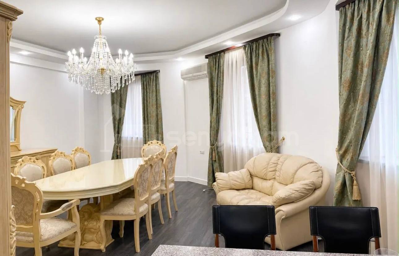 4 Սենյականոց Բնակարան Նորակառույցում, 170քմ, 5/17 հարկ, Կապիտալ Վերանորոգված, Կահավորված