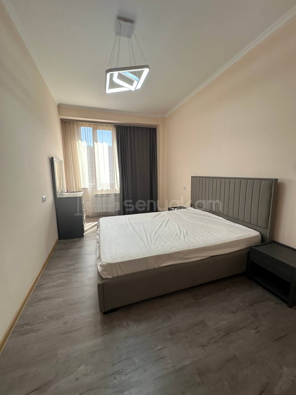 3 Սենյականոց Բնակարան Նորակառույցում, 100քմ, 3/8 հարկ, Կապիտալ Վերանորոգված, Կահավորված