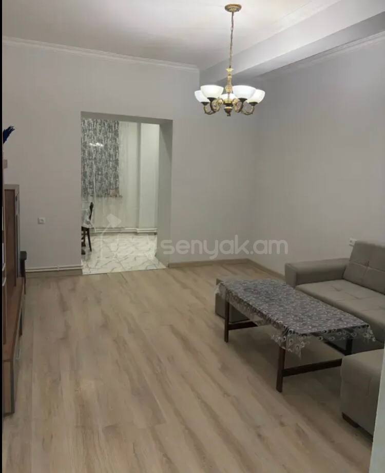 4 Սենյականոց Բնակարան Քարե Շենքում, 88քմ, 1/5 հարկ, Կոսմետիկ Վերանորոգված