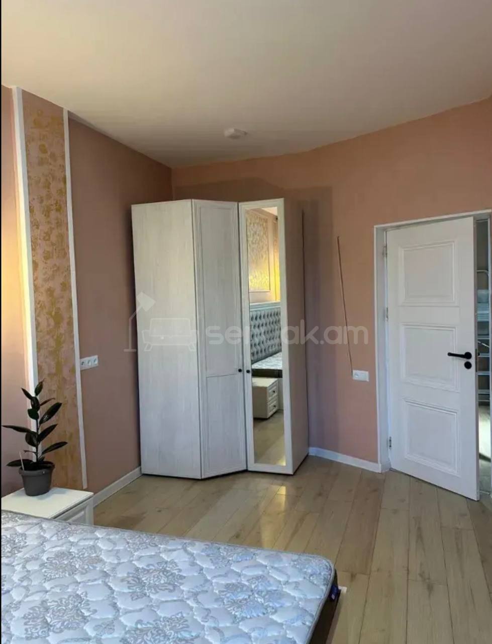 3 Սենյականոց Բնակարան Նորակառույցում, 75քմ, 3/5 հարկ, Կապիտալ Վերանորոգված