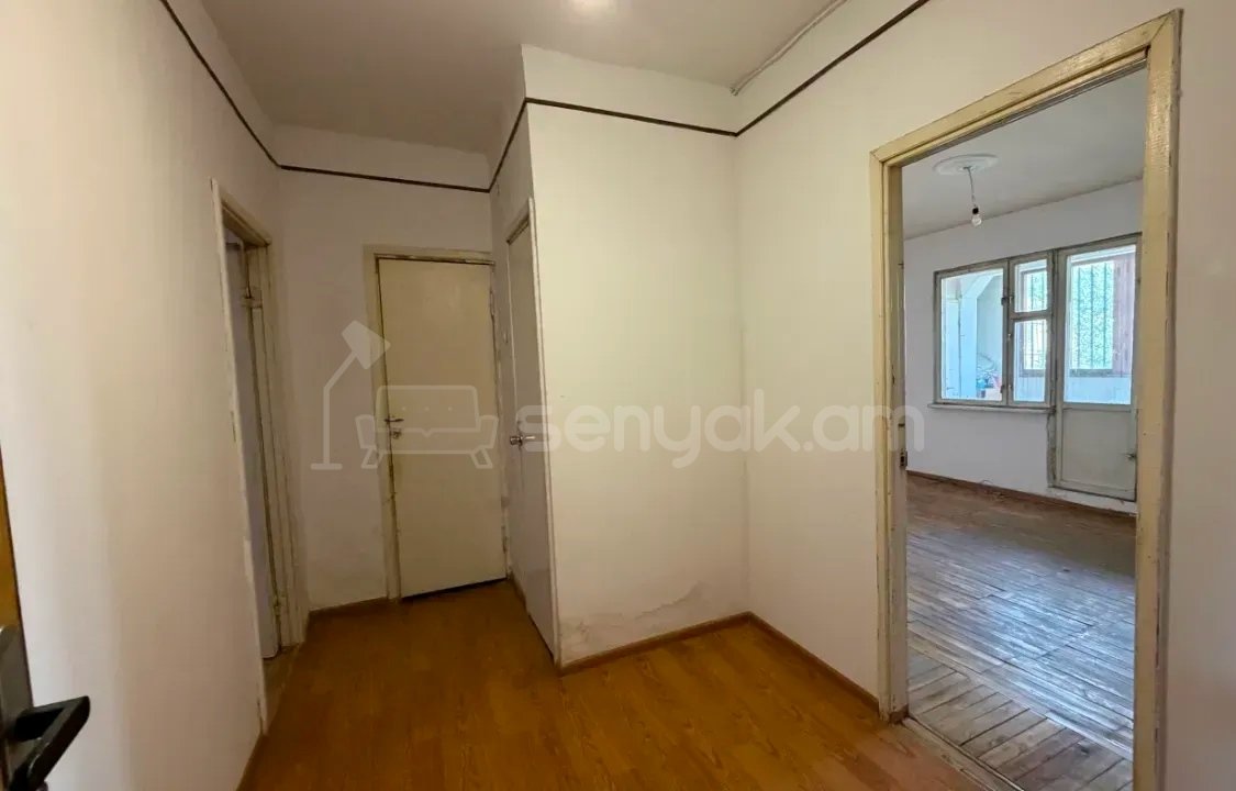 3 Սենյականոց Բնակարան, 73քմ, 1/9 հարկ, Կոսմետիկ Վերանորոգված