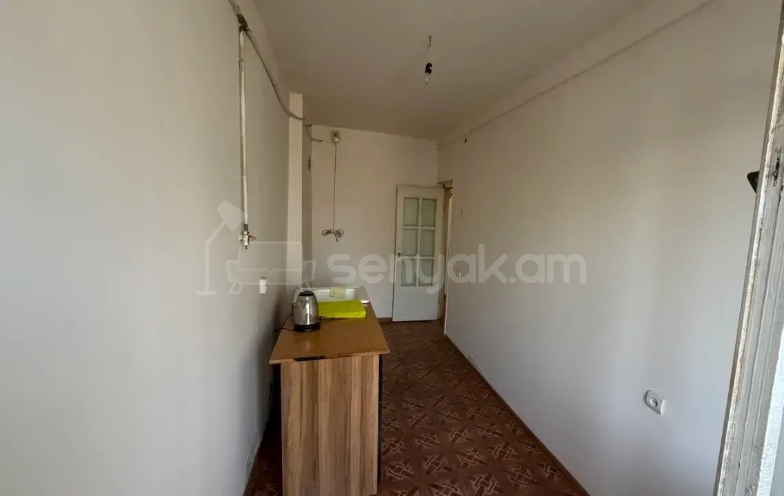 3 Սենյականոց Բնակարան, 73քմ, 1/9 հարկ, Կոսմետիկ Վերանորոգված