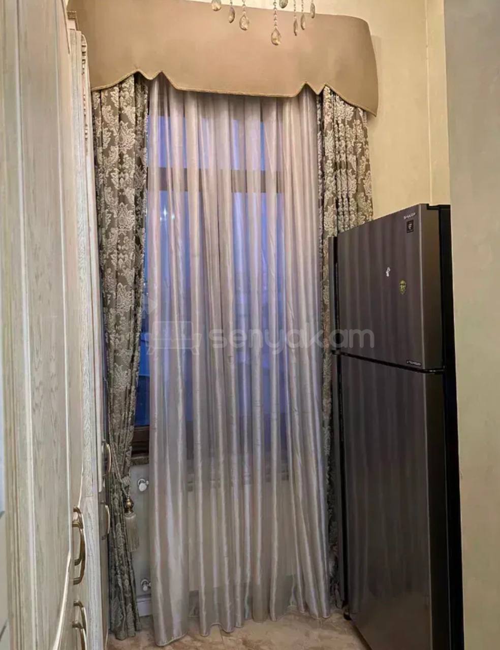 2 Սենյականոց Բնակարան Քարե Շենքում, 90քմ, 3/5 հարկ, Կապիտալ Վերանորոգված, Կահավորված, Արևկող