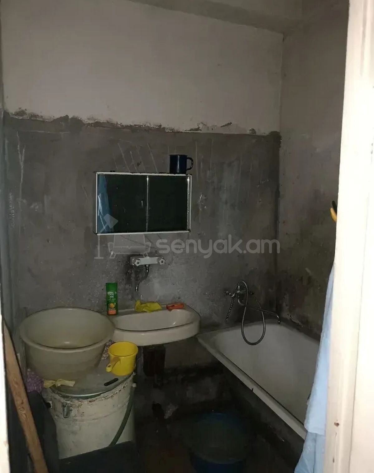 3 Սենյականոց Բնակարան, 77քմ, 5/9 հարկ, Պետական Վիճակում