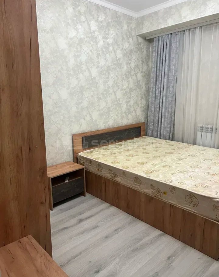 3 Սենյականոց Բնակարան, 90քմ, 9/9 հարկ, Նորմալ Վիճակում, Կահավորված