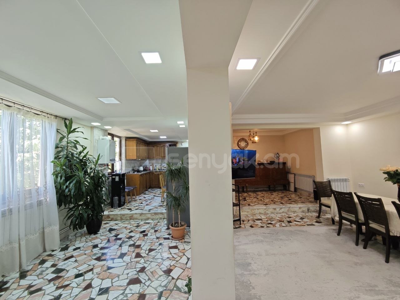 7 Սենյականոց Սեփական Տուն, 288քմ, Կապիտալ Վերանորոգված, Ավտոտնակով