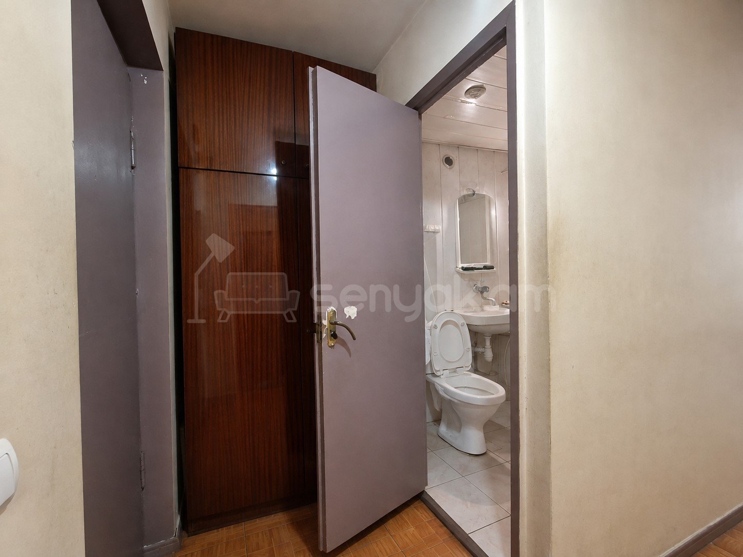 1 Սենյականոց Բնակարան, 32քմ, 1/5 հարկ, Կոսմետիկ Վերանորոգված