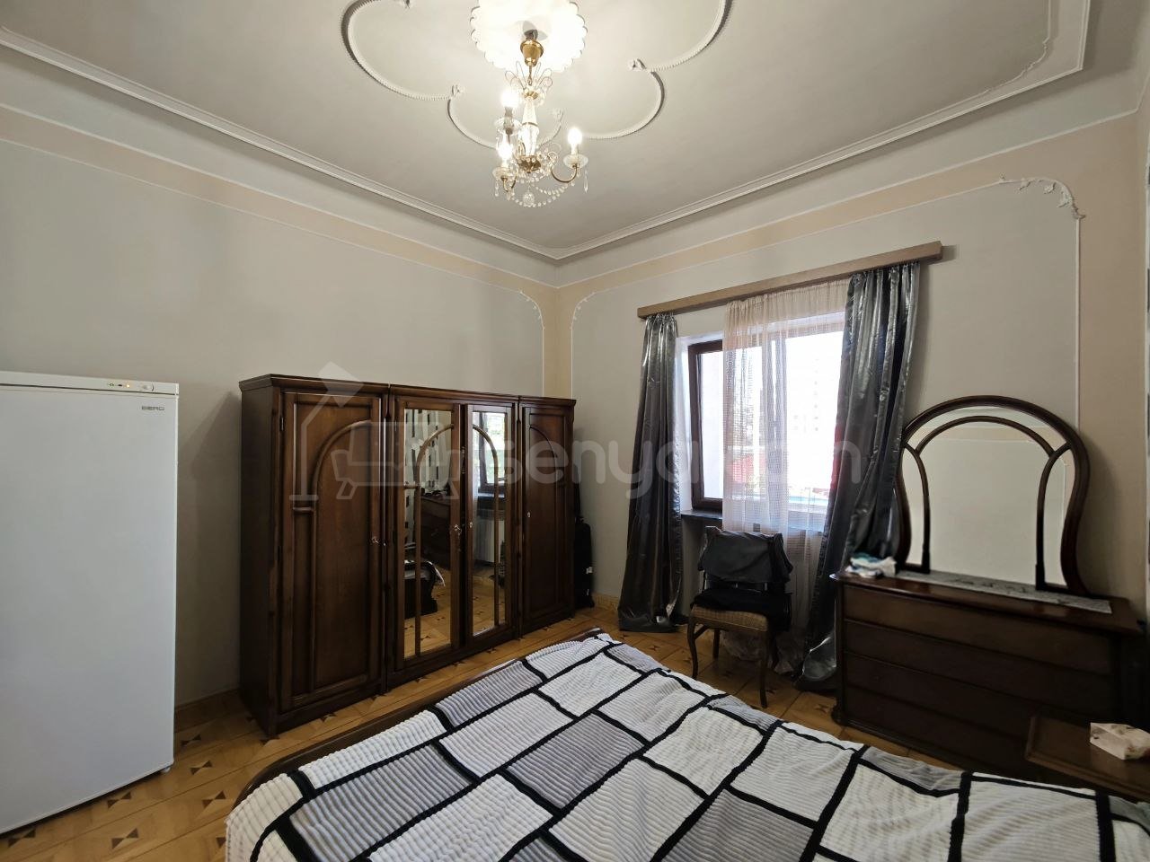 5 Սենյականոց Սեփական Տուն, 133քմ, Նորմալ Վիճակում, Ավտոտնակով