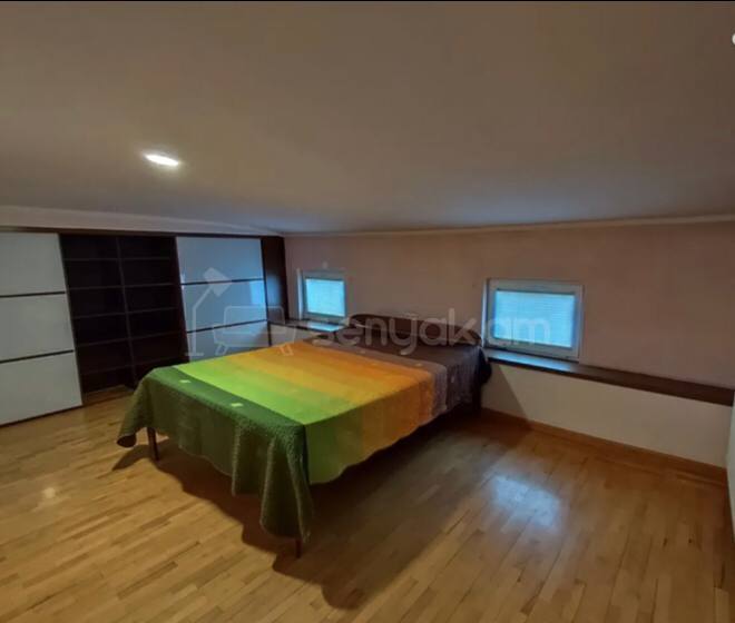 3 Սենյականոց Բնակարան Քարե Շենքում, 71քմ, 4/4 հարկ, Կոսմետիկ Վերանորոգված