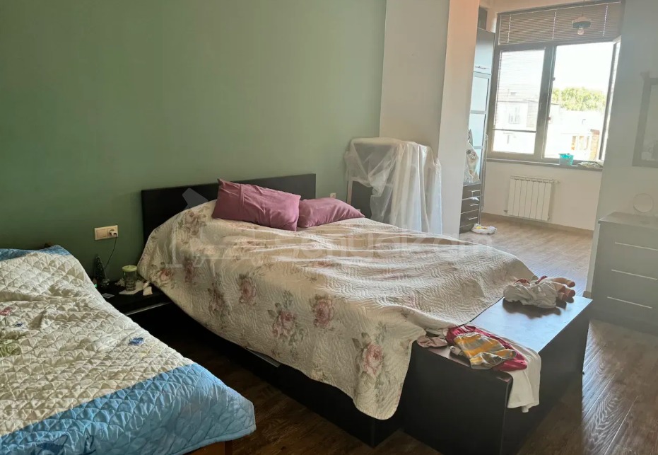 2 Սենյականոց Բնակարան Քարե Շենքում, 62քմ, 5/5 հարկ, Կապիտալ Վերանորոգված