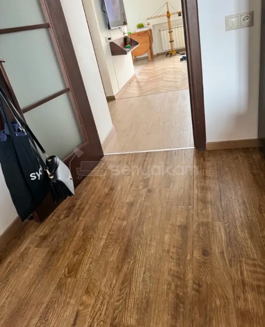 2 Սենյականոց Բնակարան Քարե Շենքում, 62քմ, 5/5 հարկ, Կապիտալ Վերանորոգված