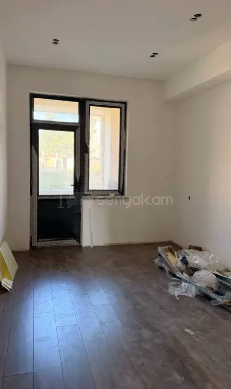 3 Սենյականոց Բնակարան, 67քմ, 4/16 հարկ, Զրոյական Վիճակում