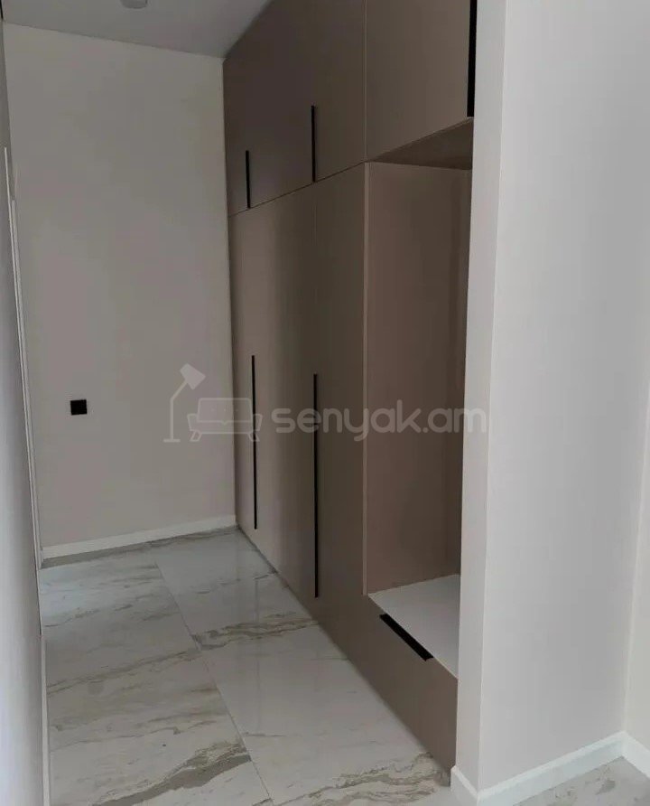 2 Սենյականոց Բնակարան Նորակառույցում, 72քմ, 3/11 հարկ, Կապիտալ Վերանորոգված