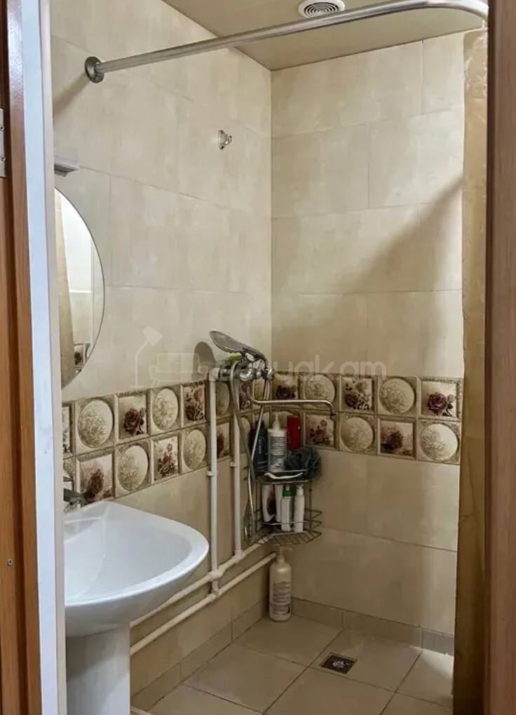 2 Սենյականոց Բնակարան Քարե Շենքում, 35քմ, 6/7 հարկ, Կապիտալ Վերանորոգված, Կահավորված