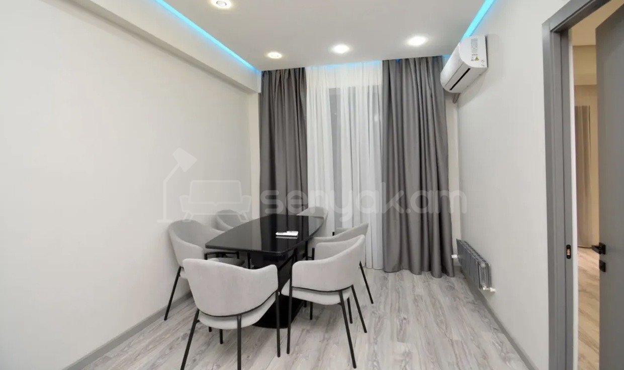 1 Սենյականոց Բնակարան Նորակառույցում, 77քմ, 7/11 հարկ, Կապիտալ Վերանորոգված