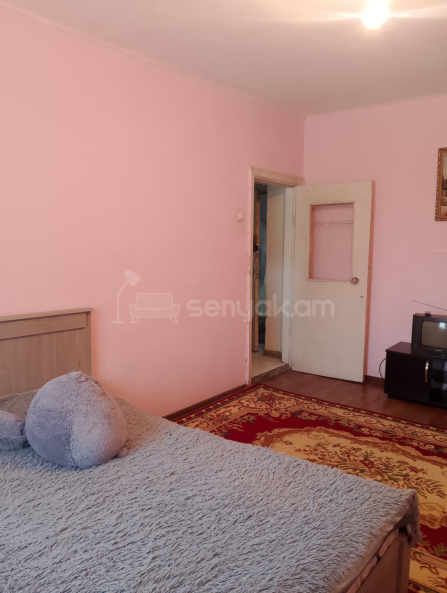 1 Սենյականոց Բնակարան Քարե Շենքում, 30քմ, 1/4 հարկ, Կոսմետիկ Վերանորոգված