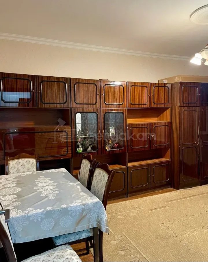2 Սենյականոց Բնակարան Քարե Շենքում, 50քմ, 2/5 հարկ, Կապիտալ Վերանորոգված, Կահավորված