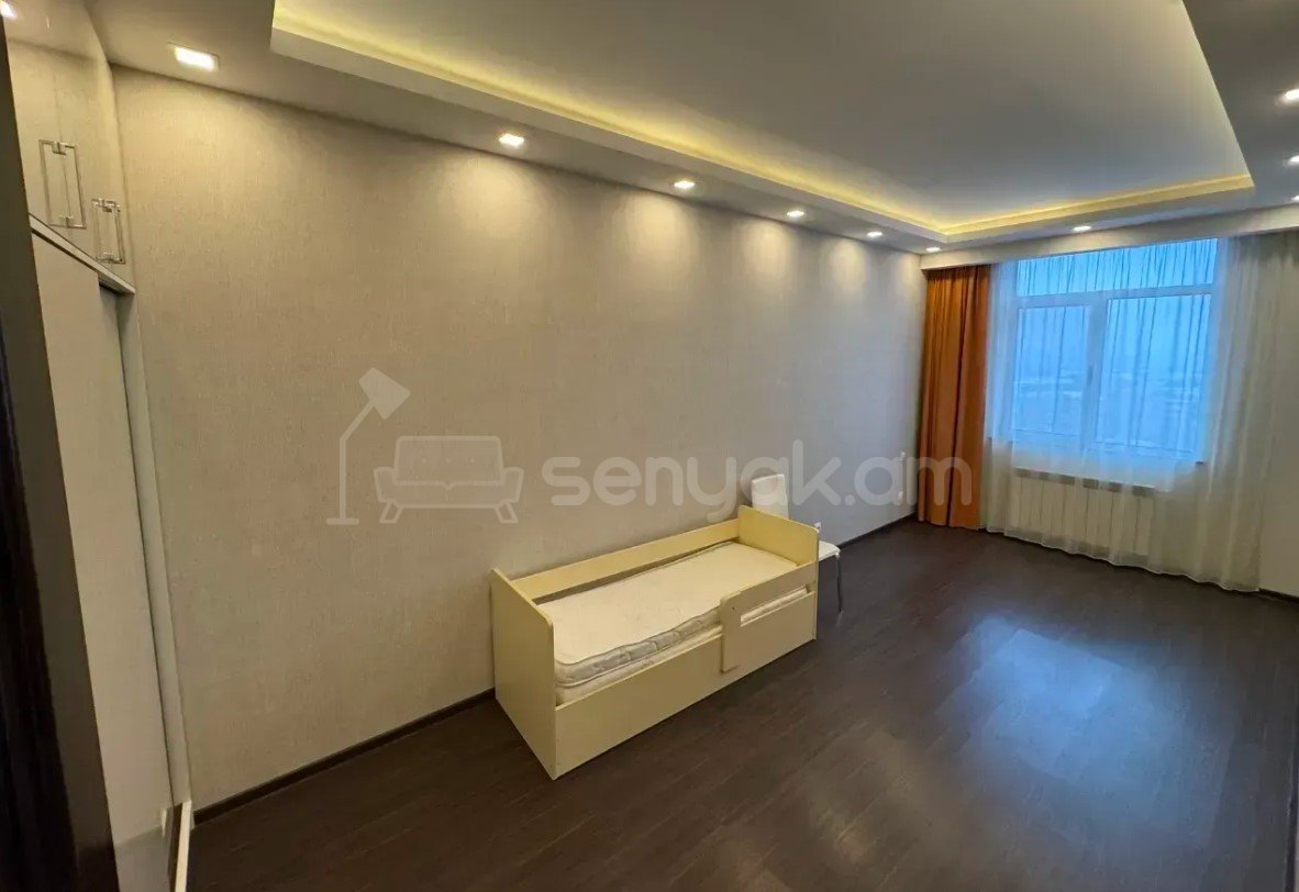 3 Սենյականոց Բնակարան Նորակառույցում, 98քմ, 6/18 հարկ, Դիզայներական Վերանորոգված