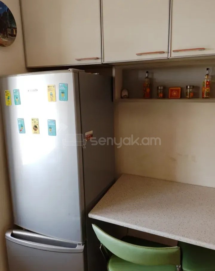 1 Սենյականոց Բնակարան Քարե Շենքում, 31քմ, 5/5 հարկ, Կապիտալ Վերանորոգված, Կահավորված