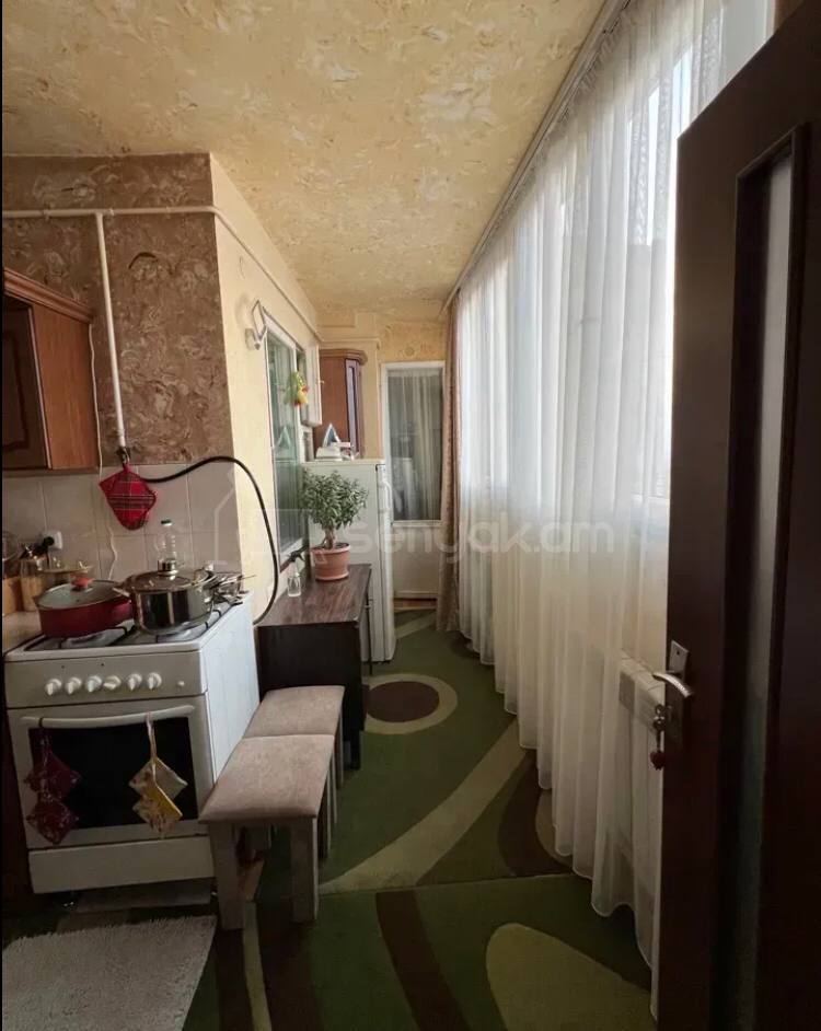 3 Սենյականոց Բնակարան, 60քմ, 13/16 հարկ, Կոսմետիկ Վերանորոգված