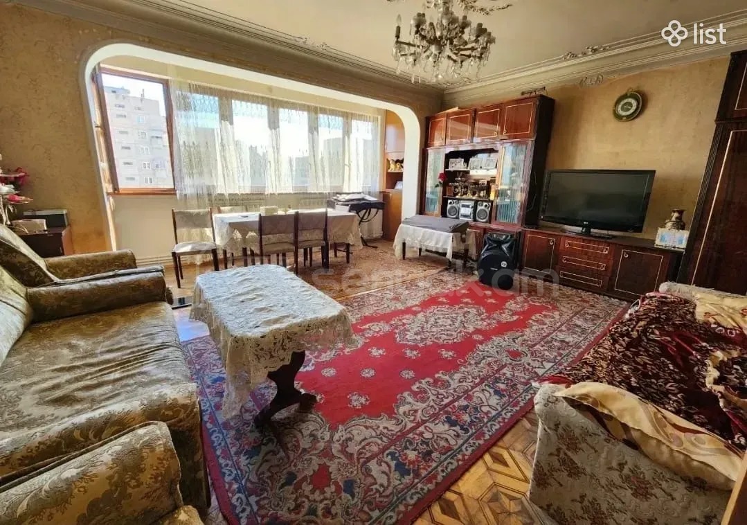 1 Սենյականոց Բնակարան Քարե Շենքում, 42քմ, 1/1 հարկ, Նորմալ Վիճակում, Կահավորված, Արևկող