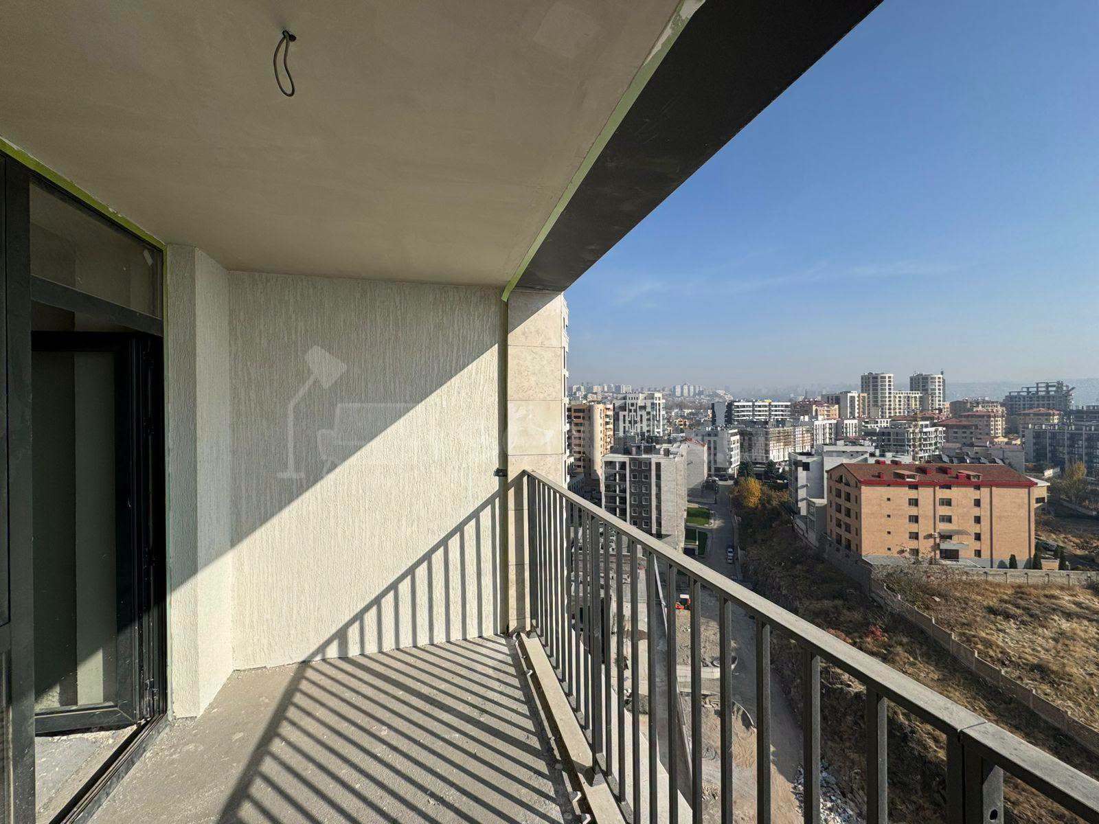 2 Սենյականոց Բնակարան, 74քմ, 10/16 հարկ, Զրոյական Վիճակում