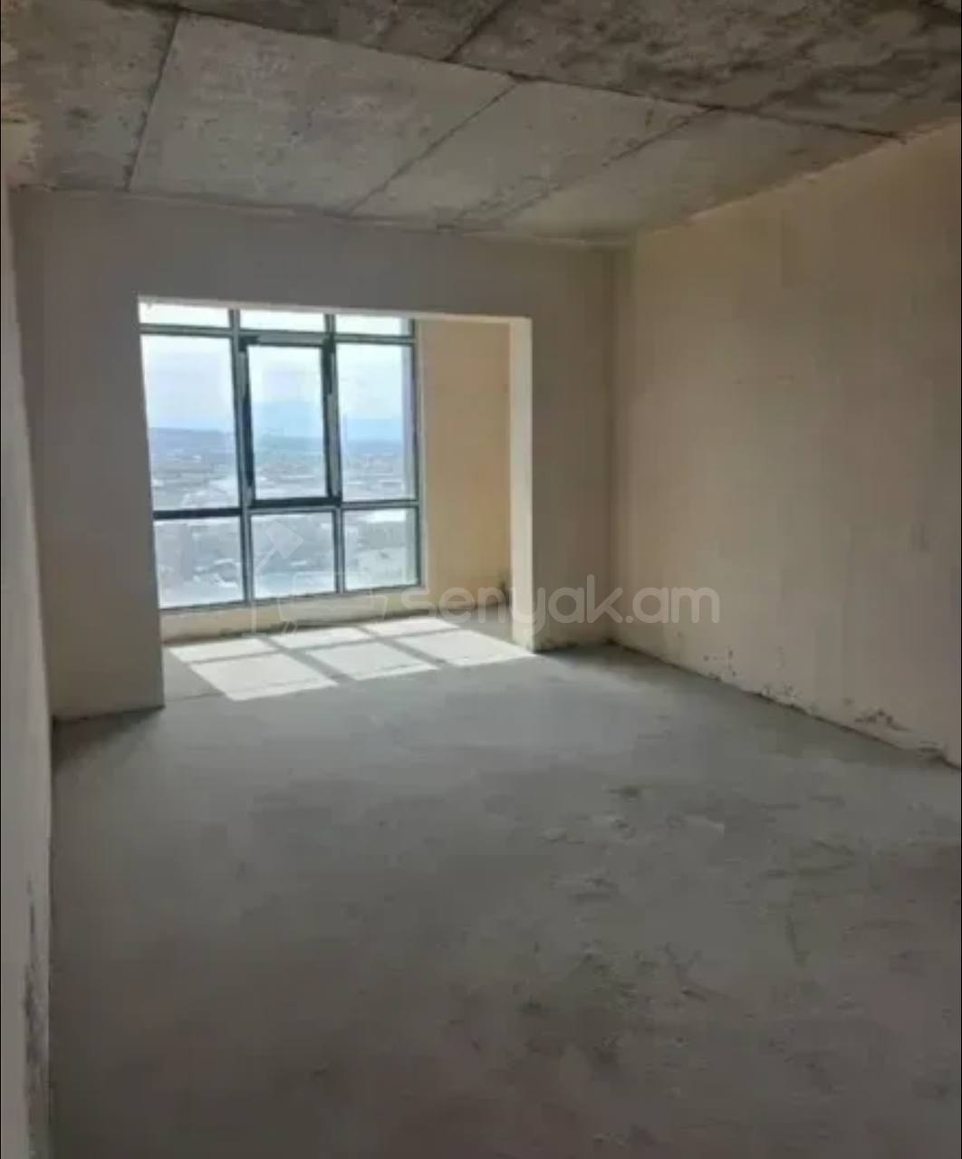 3 Սենյականոց Բնակարան, 117քմ, 10/18 հարկ, Զրոյական Վիճակում