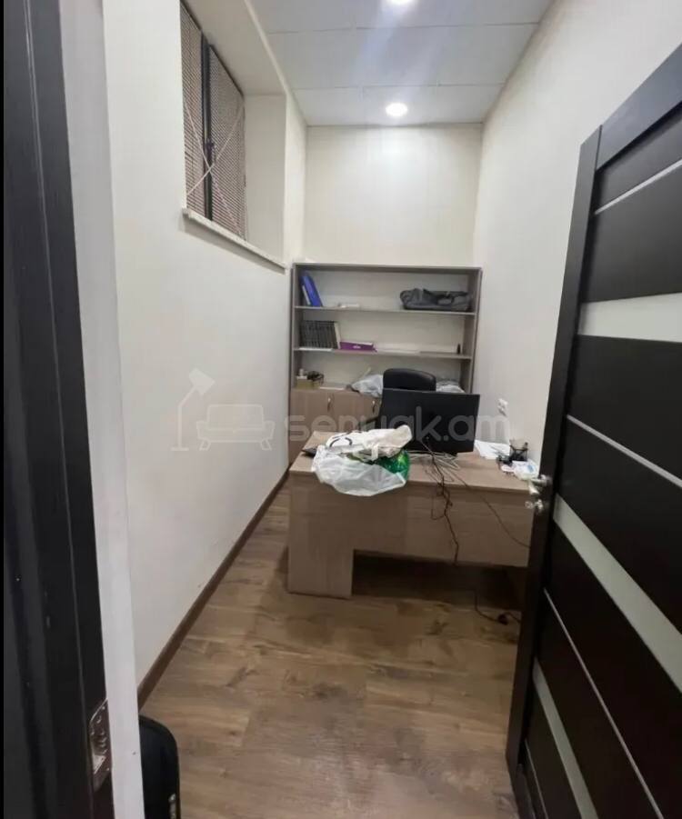 Օֆիսային Տարածք, 74քմ, Կապիտալ Վերանորոգված