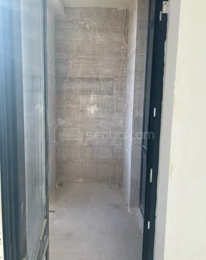 3 Սենյականոց Բնակարան Նորակառույցում, 82քմ, 5/6 հարկ, Զրոյական Վիճակում