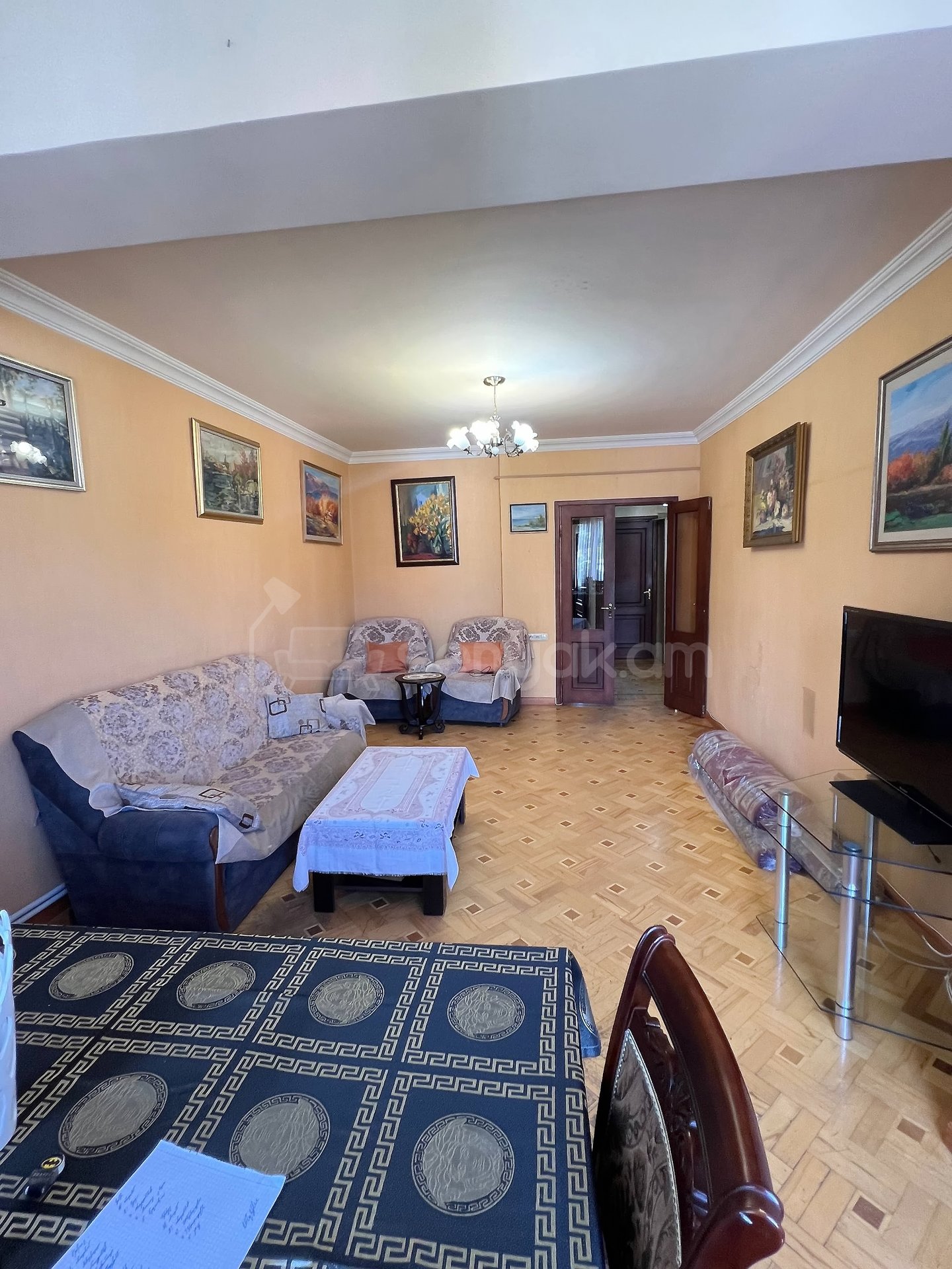 4 Սենյականոց Բնակարան Քարե Շենքում, 98քմ, 4/5 հարկ, Նորմալ Վիճակում