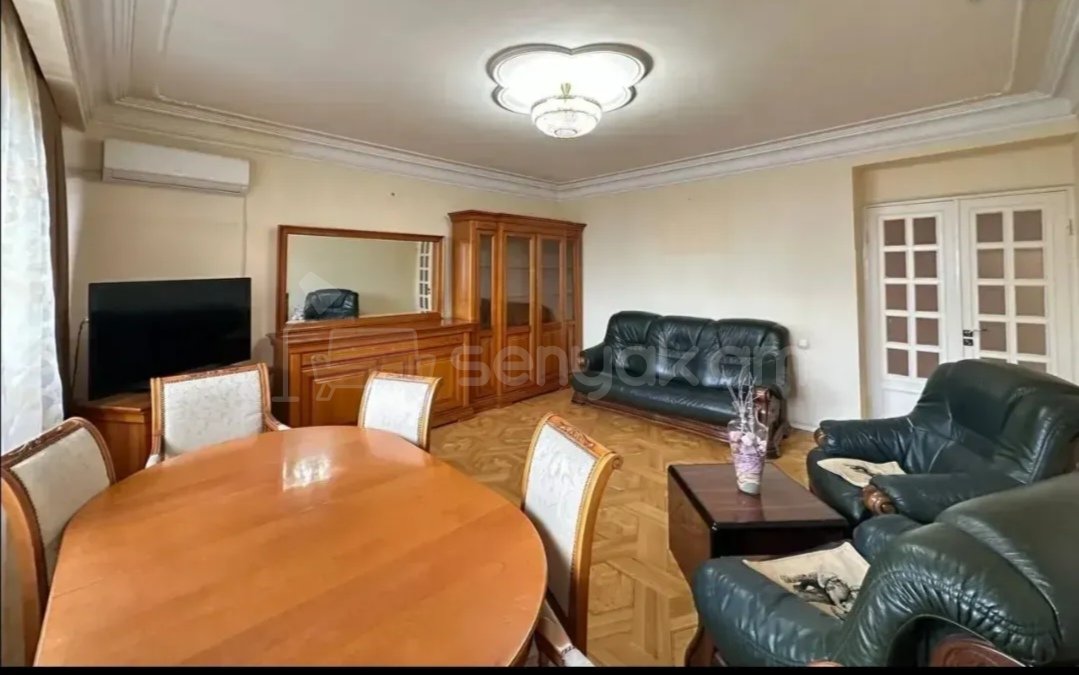 3 Սենյականոց Բնակարան, 90քմ, 6/9 հարկ, Կապիտալ Վերանորոգված, Կահավորված