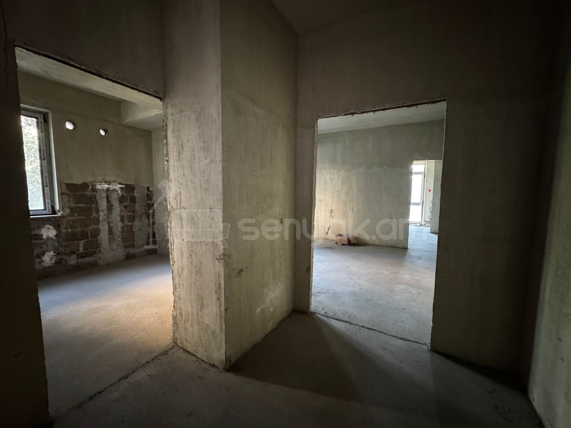 3 Սենյականոց Բնակարան Նորակառույցում, 90քմ, 2/7 հարկ, Զրոյական Վիճակում