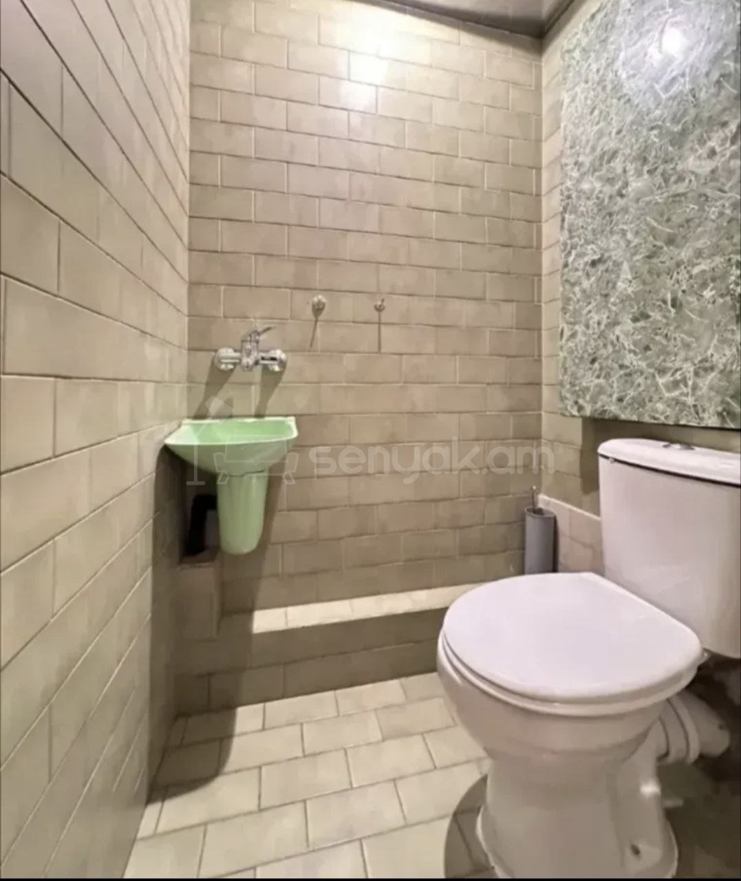 3 Սենյականոց Բնակարան, 92քմ, 6/9 հարկ, Կապիտալ Վերանորոգված, Կահավորված, Արևկող