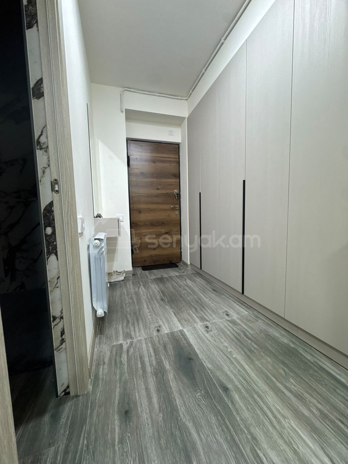 3 Սենյականոց Բնակարան Քարե Շենքում, 60քմ, 1/5 հարկ, Դիզայներական Վերանորոգված, Կահավորված, Արևկող